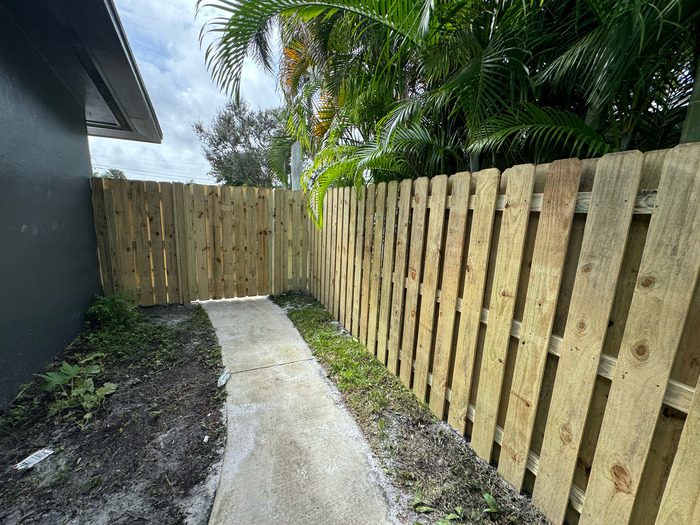 hamid 1 wood fence in boca raton