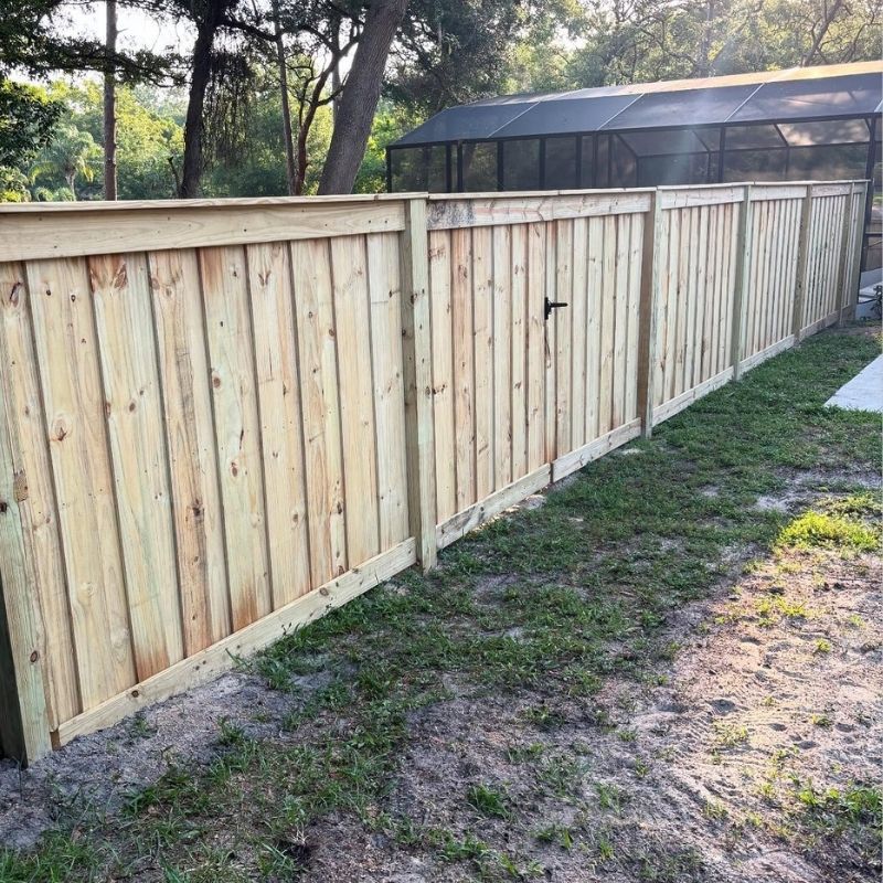 cap and trim fence installed by top rail fence