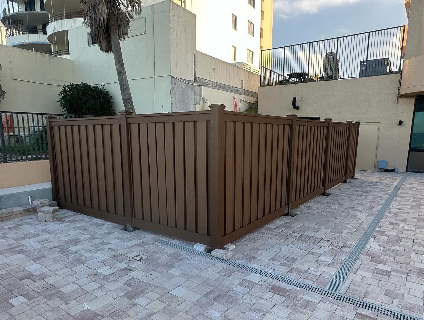 Daytona-beach Florida Fence Installation Company | Top Rail Fence