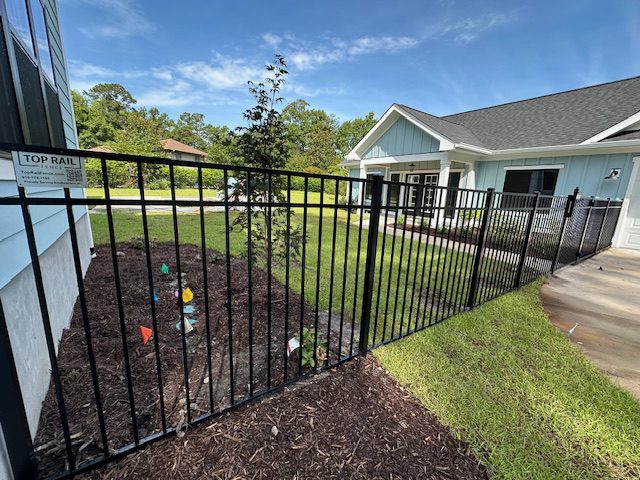 black aluminum fence in Wilmington NC