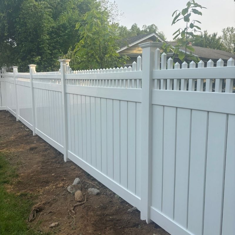 Vinyl Fence installed by Top Rail Fence